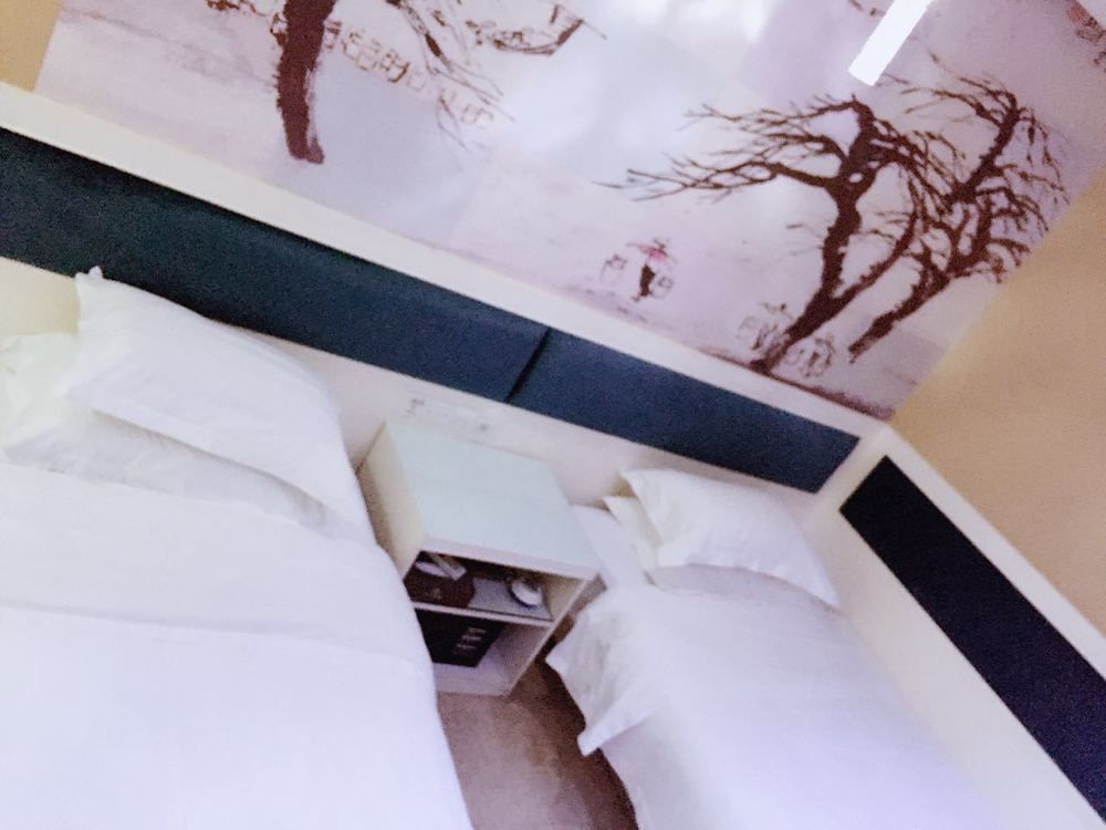 Xinghe Xinfeng Hotel Гуанчжоу Экстерьер фото